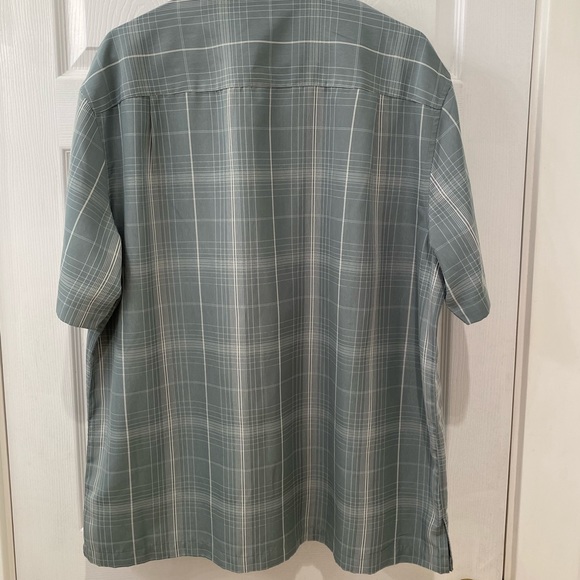 Men’s button down shirt - Picture 2 of 4